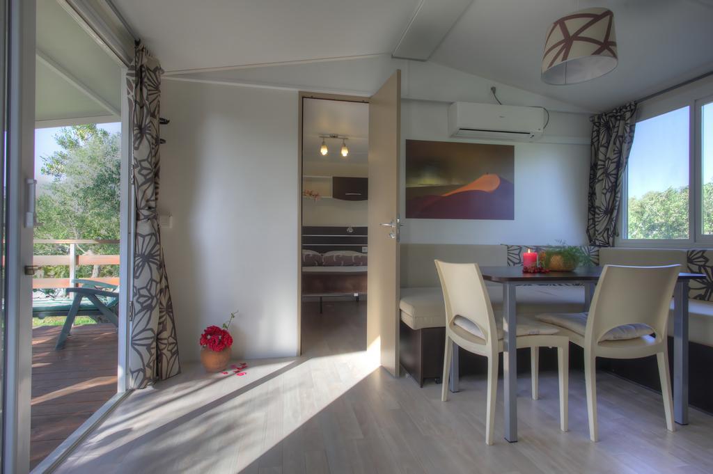 Irena Apartment *