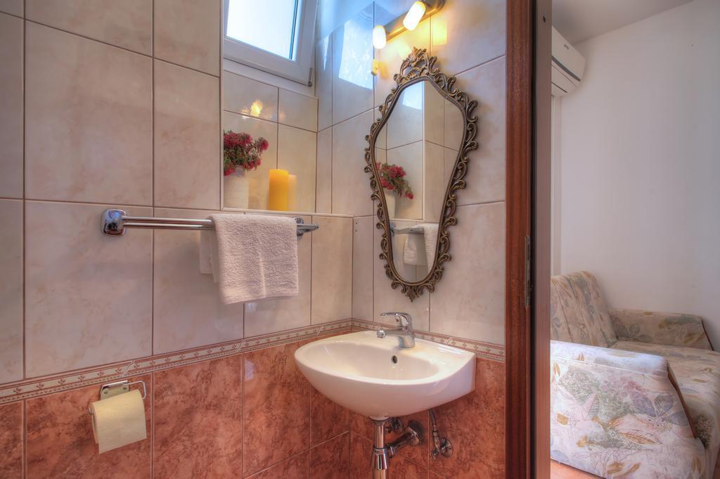 Apartment Irena *